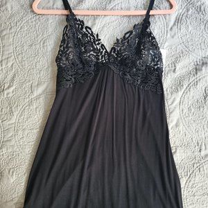 Nightwear chemise